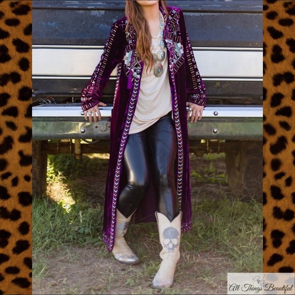 SOLD OUT!🔥Hand-Crafted Purple Velvet Duster🆕🔥 - Picture 2 of 6